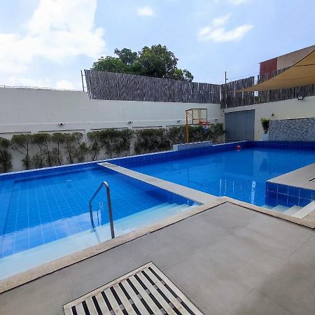 Ezekiel'S Private Hot Spring Resort Calamba  Kültér fotó