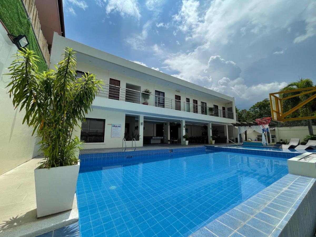 Ezekiel'S Private Hot Spring Resort Calamba  Kültér fotó